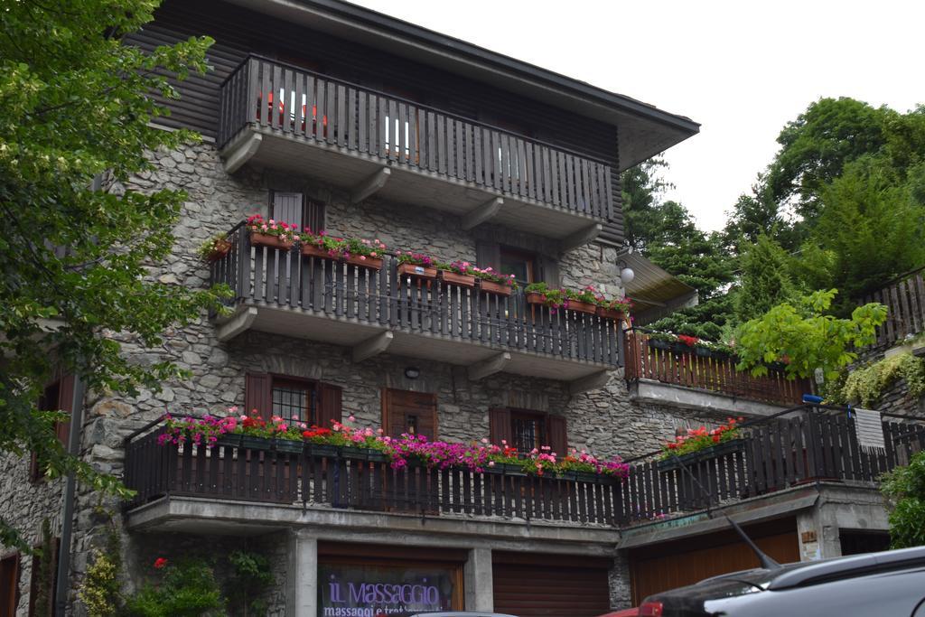 Maison Du Tata Antey-Saint-André Kültér fotó