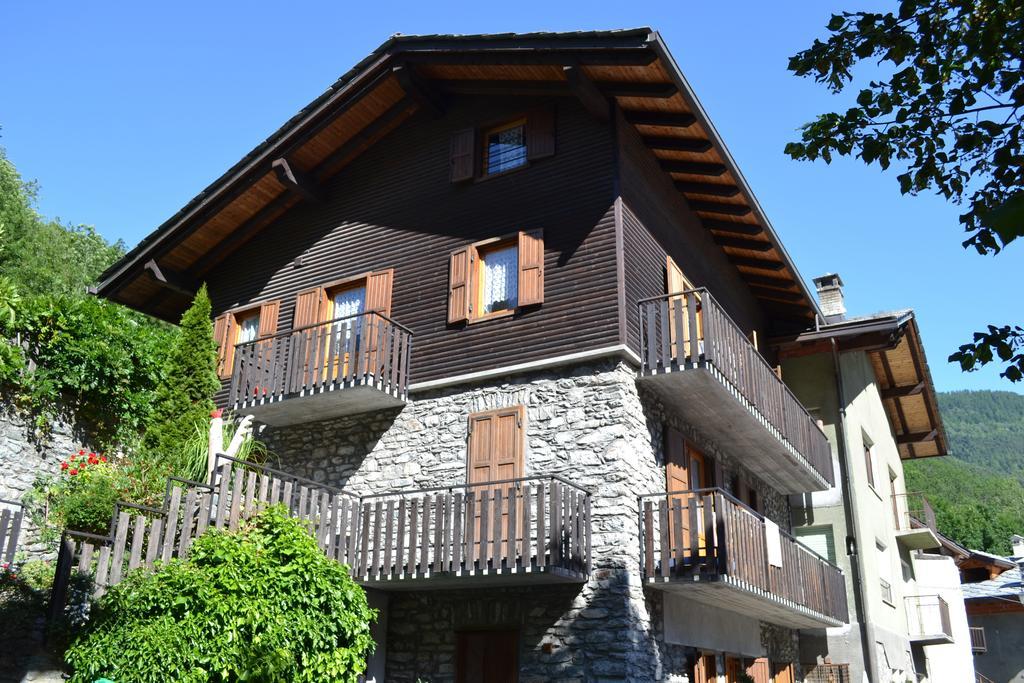 Maison Du Tata Antey-Saint-André Kültér fotó